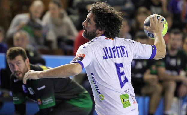 El Abanca Ademar retirará el '6' de Juanín y colgará su camiseta en el Palacio