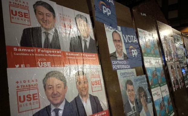 Carteles electorales de los candidatos a la Alcaldía de Ponferrada. 