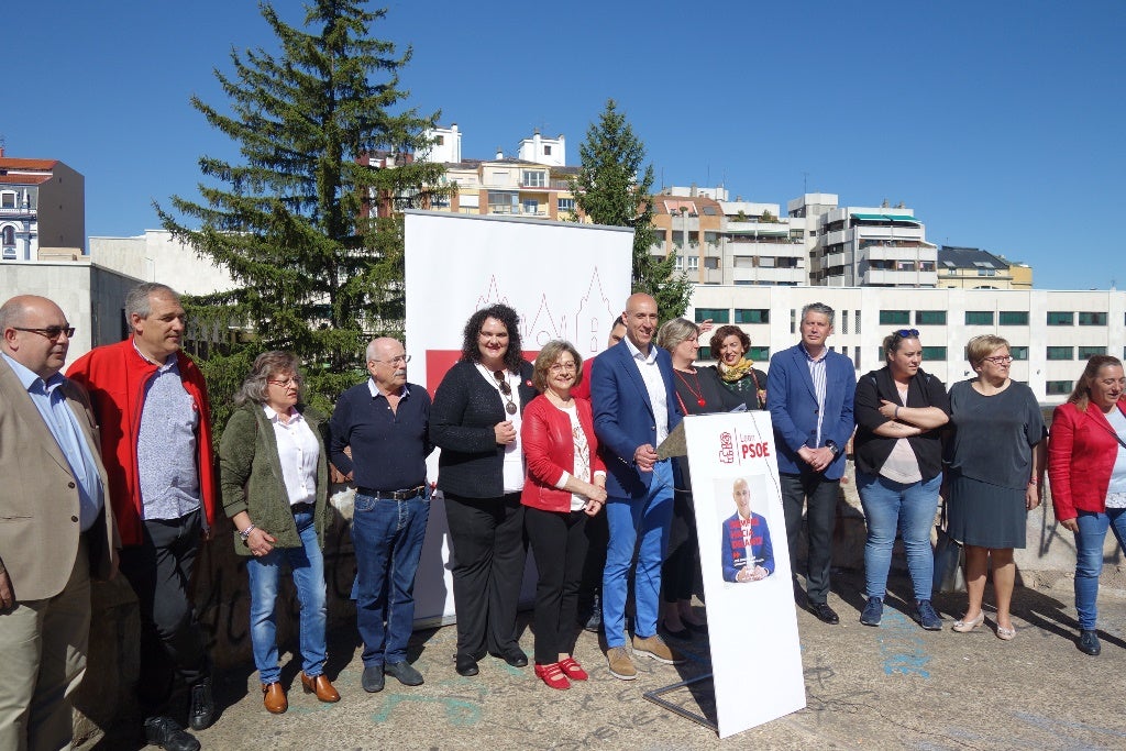 Un plan de retorno y «rediseñar» el Ildefe, claves del programa socialista para un León de 'Diez'