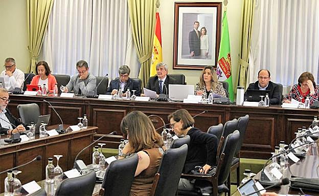 El Consejo de Gobierno de la ULE.