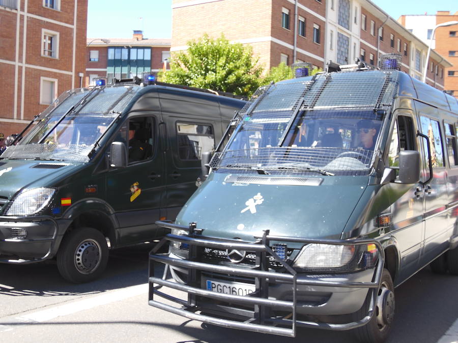 Fotos: ¡Viva honrada la Guardia Civil!