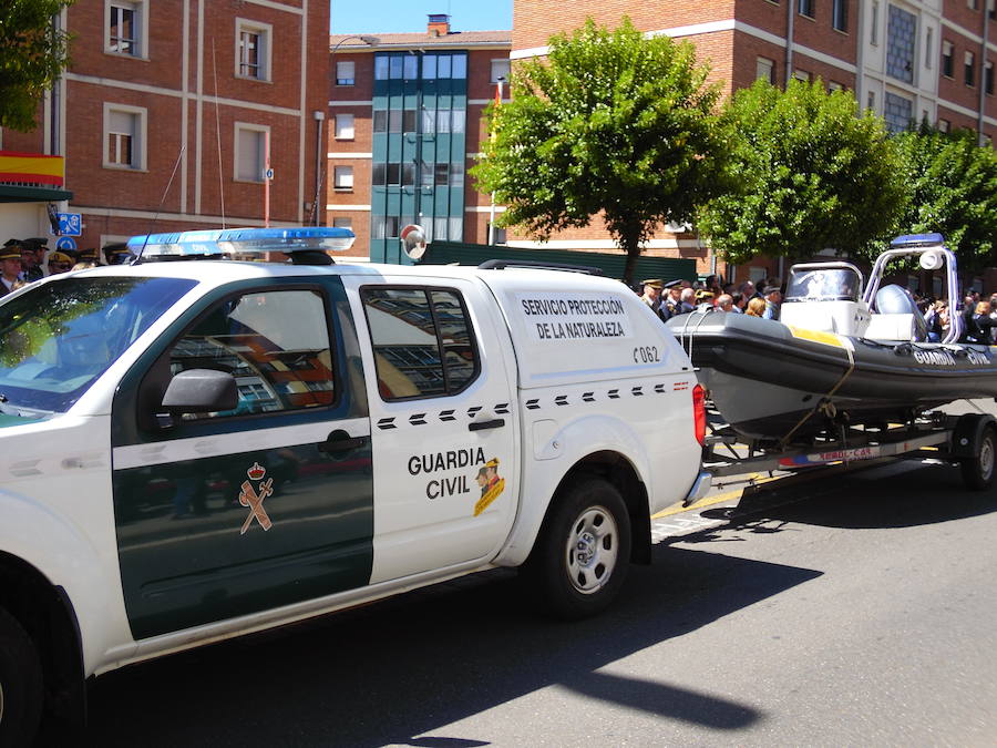 Fotos: ¡Viva honrada la Guardia Civil!