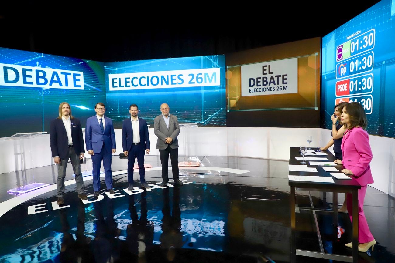 Primer debate electoral de campaña entre candidatos a la Presidencia de la Junta