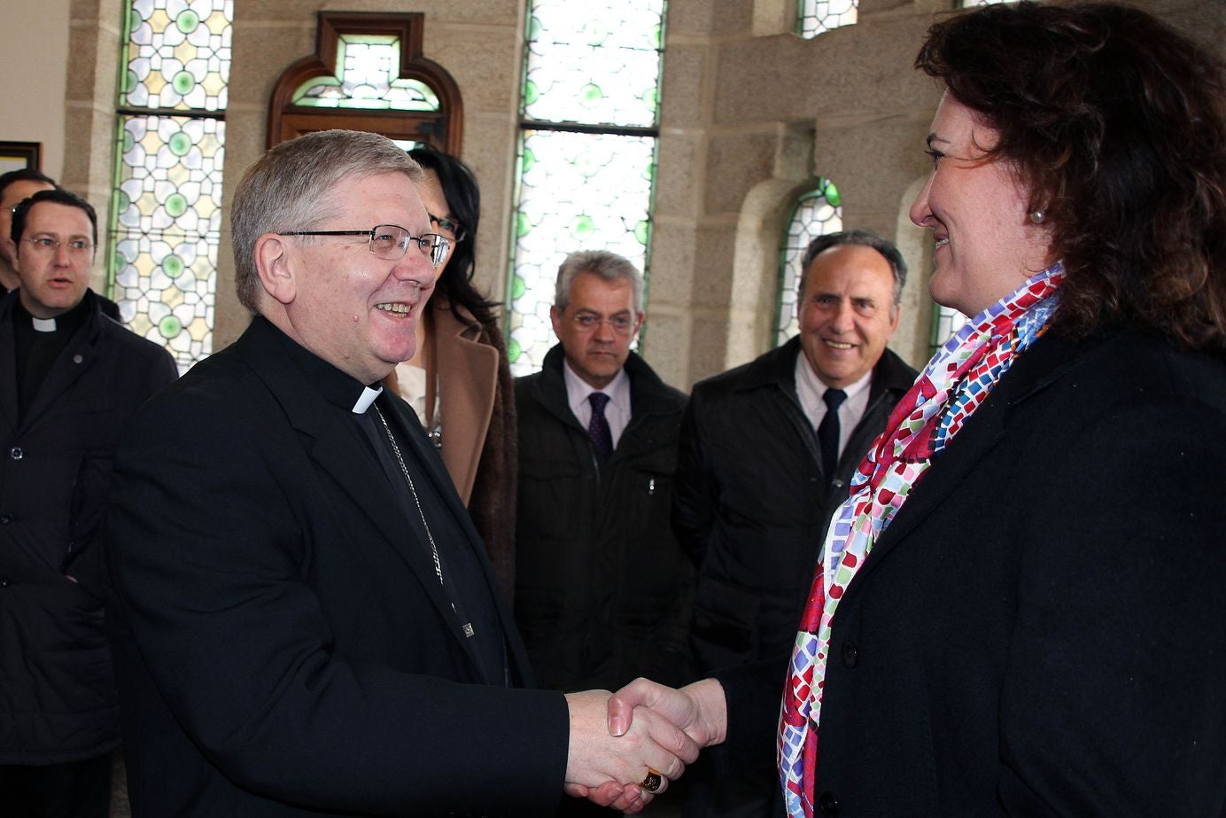 El obispo de Astorga, Juan Antonio Menéndez, que presidía la comisión antipederastia constituida por la Iglesia Católica para la prevención y protección de los abusos sexuales a menores, ha fallecido este miércoles a los 62 años a causa de un infarto que le sobrevino en el interior del Arzobispado