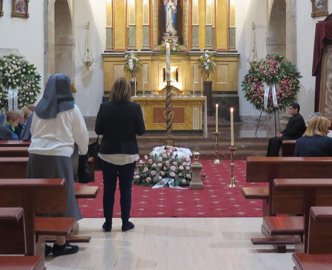 Fotos: Capilla ardiente del obispo de Astorga