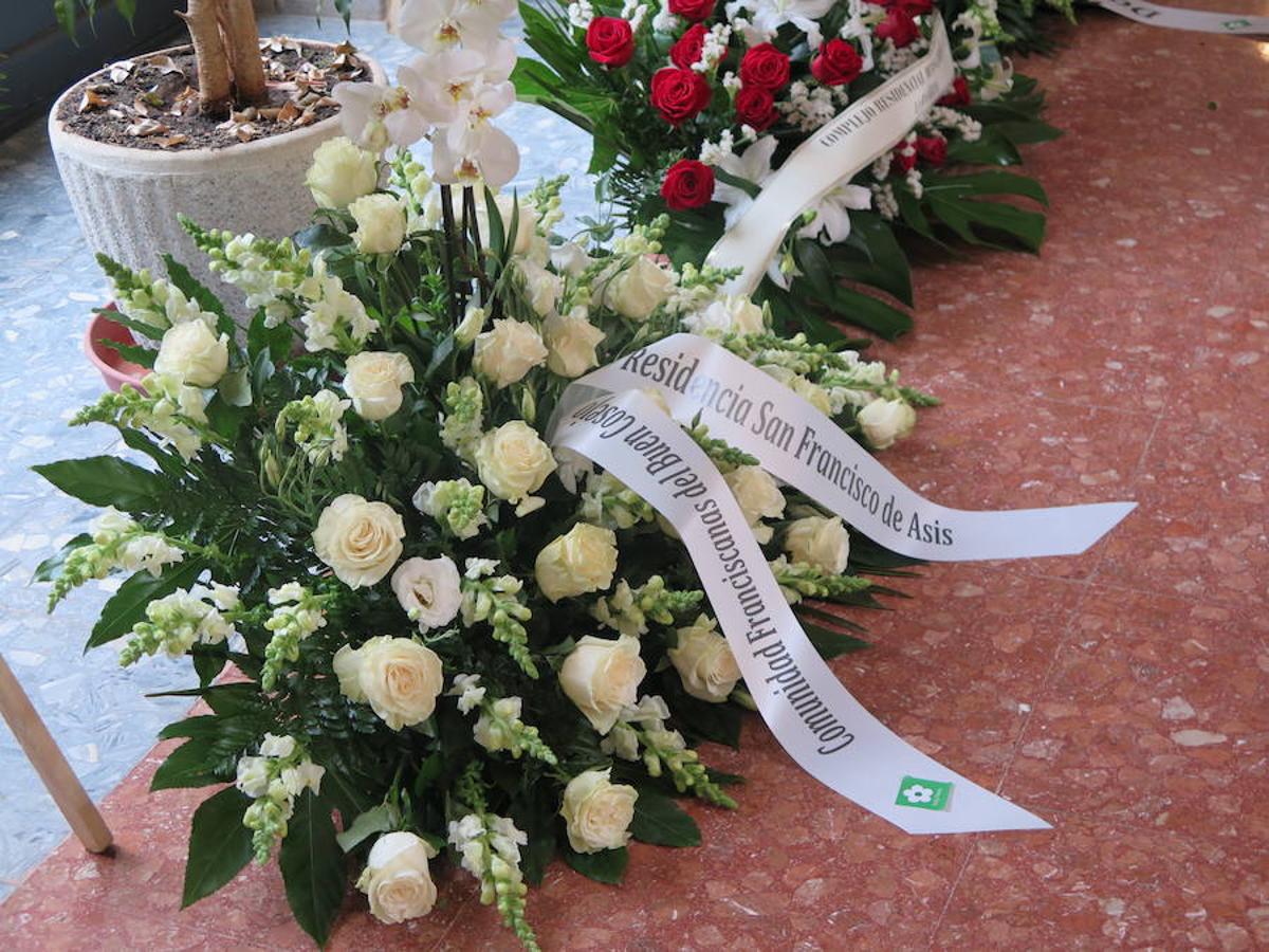 Fotos: Capilla ardiente del obispo de Astorga