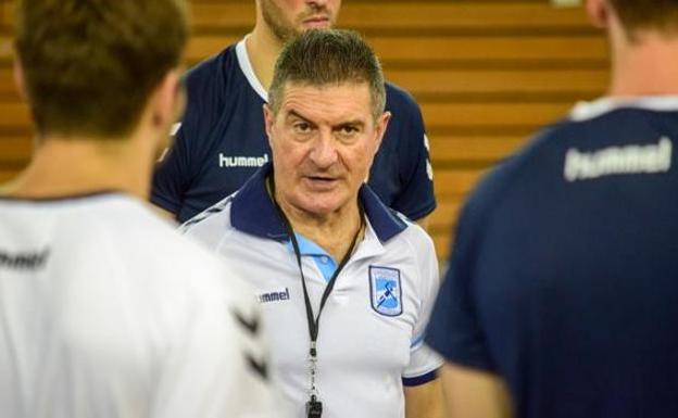 Manolo Cadenas, con el equipo nacional argentino.