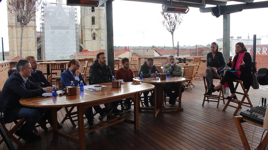 Fotos: Entrevista de Olga García Tascón, candidata de VOX a la Alcaldía de León