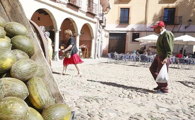 Imagen de la Plaza del Grano durante la fiesta de 'La melonera'.