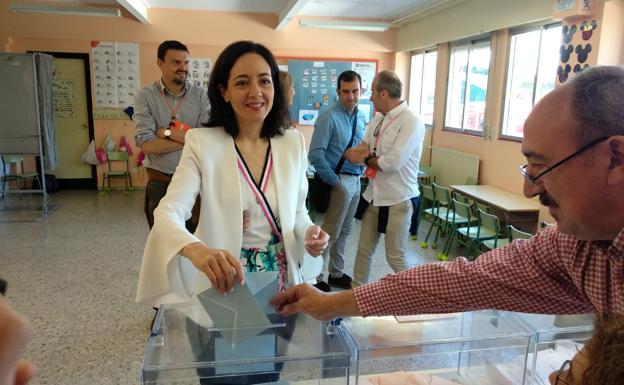 Ruth Morales (Cs) anima a los ponferradinos a llenar las urnas de votos para «diseñar desde hoy el futuro de Ponferrada»