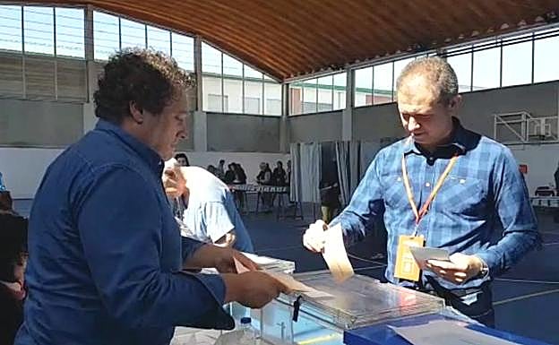 Villaquilambre revalida su confianza en Jorge Pérez (PSOE) y el PP pierde un concejal