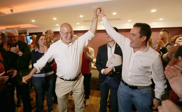 El candidato de Ciudadanos a la Presidencia de la Junta, Francisco Igea, tras conocer los resultados de las elecciones