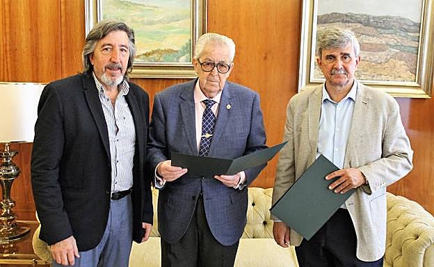 Firma del acuerdo de colaboración.