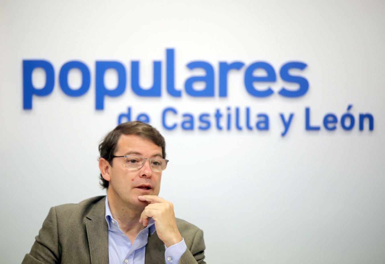 El presidente del PP de Castilla y León, Alfonso Fernández Mañueco preside la reunión del Comité de Dirección del PPCyL