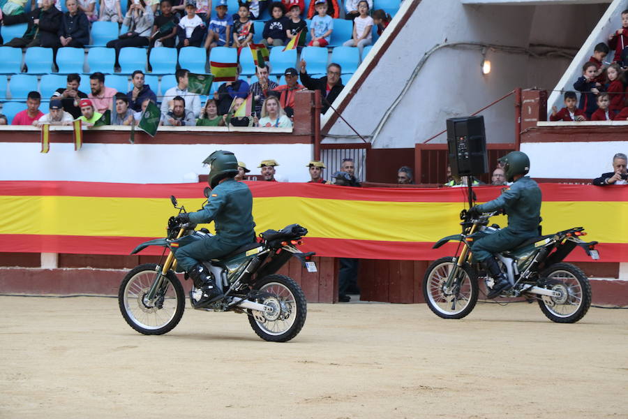 Fotos: Exhibición de la Guardia Civil en León