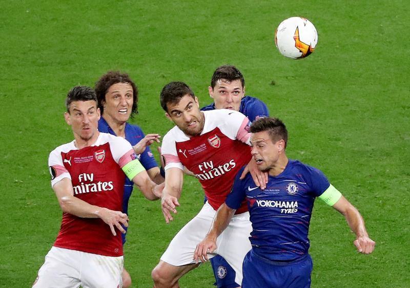 El Chelsea y el Arsenal disputaron el título de la Europa League en Bakú.