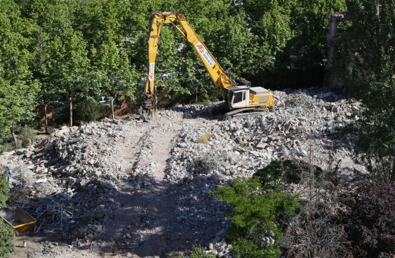 Fotos: Demolición del instituto Santa Teresa de Valladolid