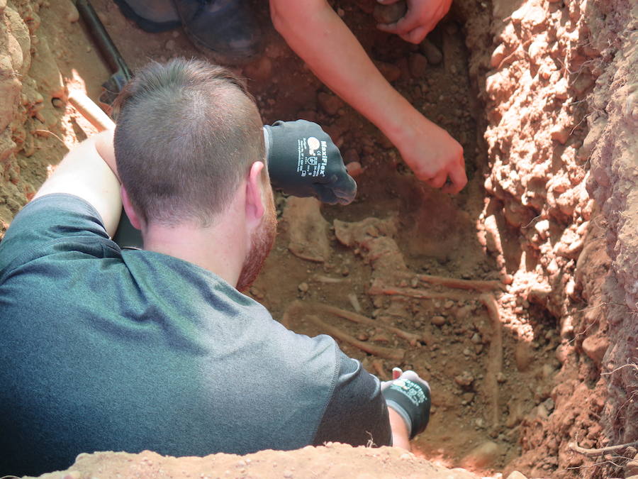 El Cementerio Civil de León podría ser el lugar donde descansan los restos de esta represaliada del franquismo, en una labor en la que se vuelca la ARMH con ayuda de un sindicato noruego