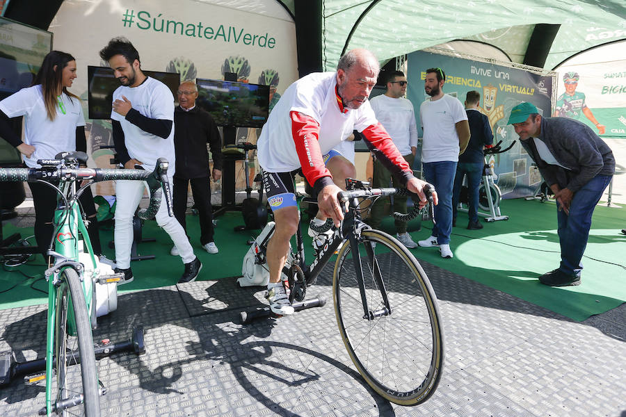 Fotos: Bicicleta solidaria de Caja Rural a favor del Banco de Alimentos de León