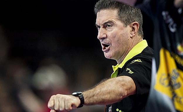 Manolo Cadenas, durante un partido.