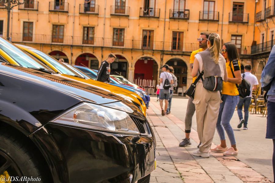 El club Amigos del Rombo, con colaboración del concesionario Renault Leomovil, organizó el pasado domingo la IV Concentración Renault Ciudad de León