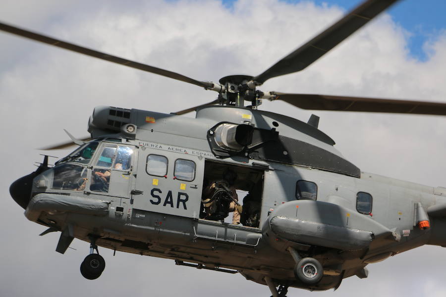 Fotos: Ejército militar en el Aeródromo de León