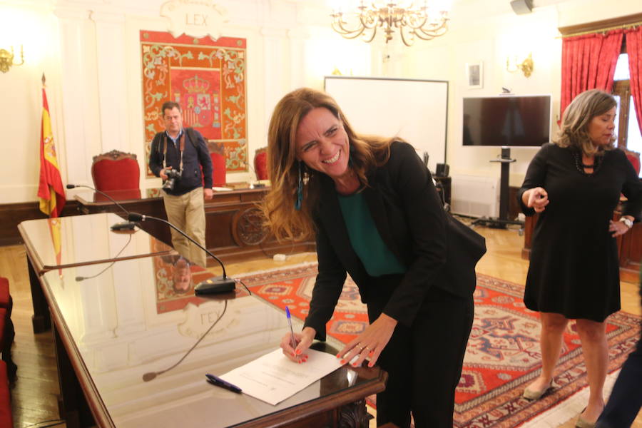 Fotos: Entrega de credenciales en la Audiencia Provincial