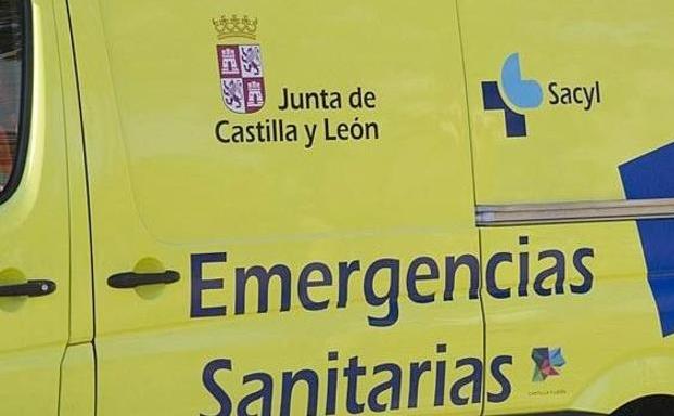 Hasta el lugar se desplazó una ambulancia de Emergencias del Sacyl. 