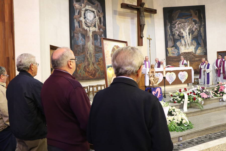 Fotos: Funeral en León por el hermano Tomás