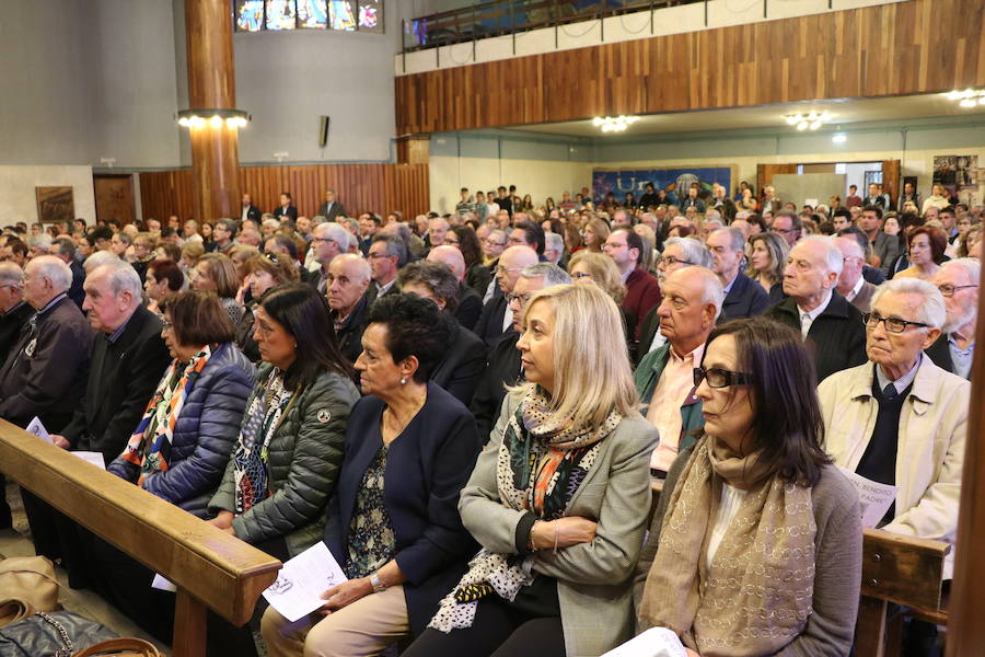 Fotos: Funeral en León por el hermano Tomás