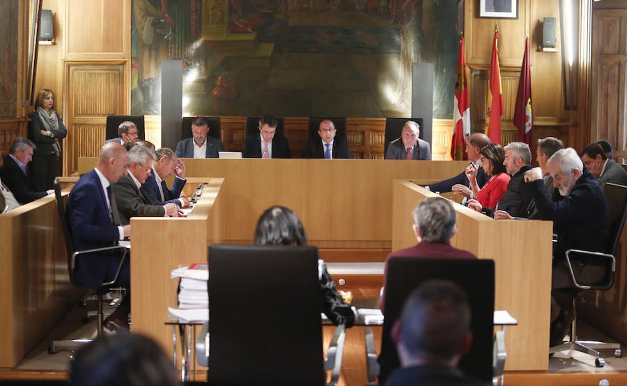 Pleno de la Diputación de León. 