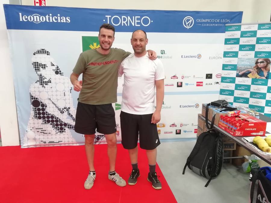 Fotos: Jornada de sábado del Torneo de pádel de leonoticias