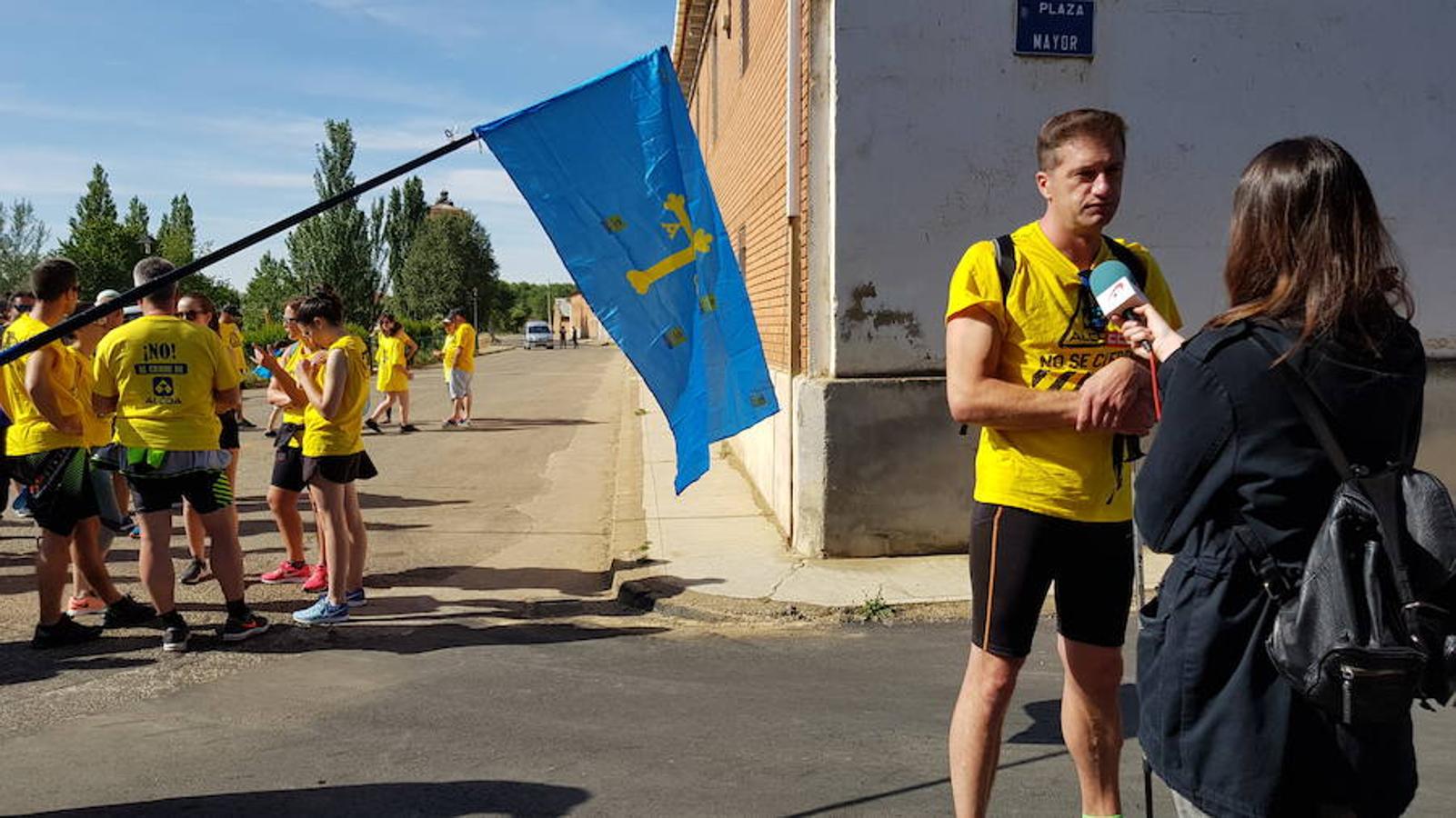 Fotos: La &#039;Marcha del Aluminio&#039; parte de Cimanes de la Vega