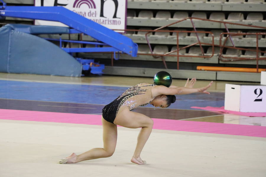 Fotos: Exhibición de gimnasia rítmica