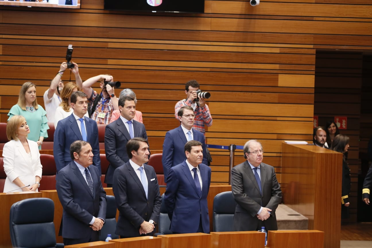 El procurador electo de Ciudadanos Luis Fuentes es proclamado presidente de la institución regiona en su décima legislatura