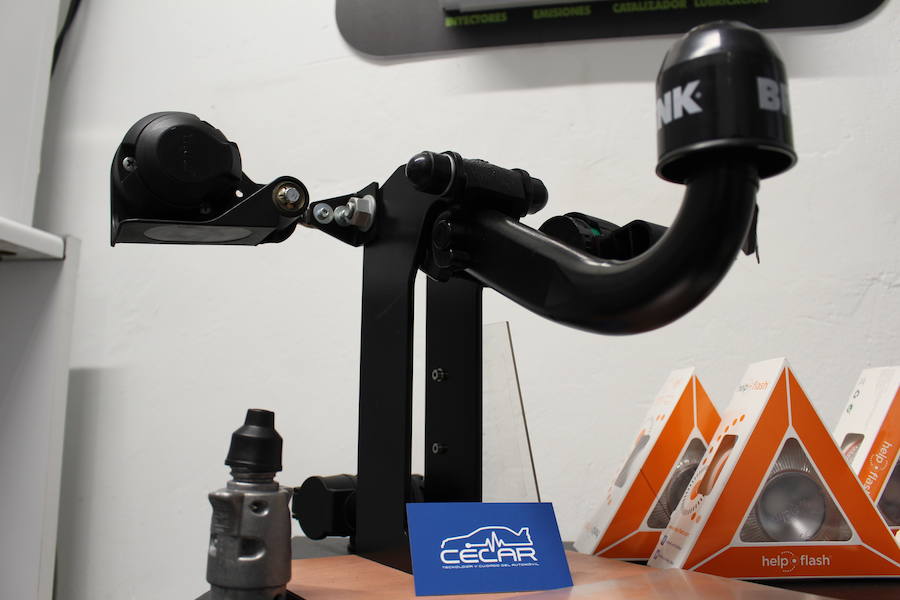 Talleres Cecar nace en 2018 con mucha ilusión y motivación con el fin de traer a León algo más que un taller. Su filosofía parte de la unión entre la tecnología del automóvil y su estética, siempre dentro de un gran grupo como es la red de talleres CGA.