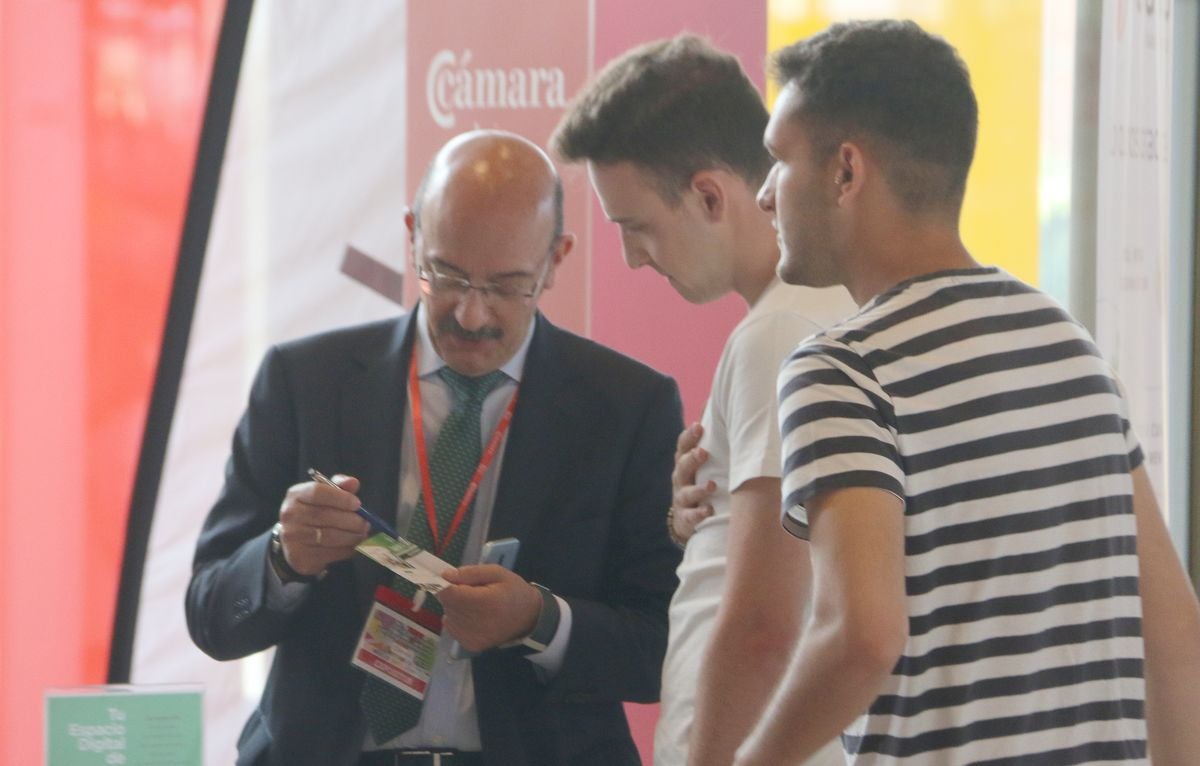 Fotos: II Feria del Empleo y el Emprendimiento de León