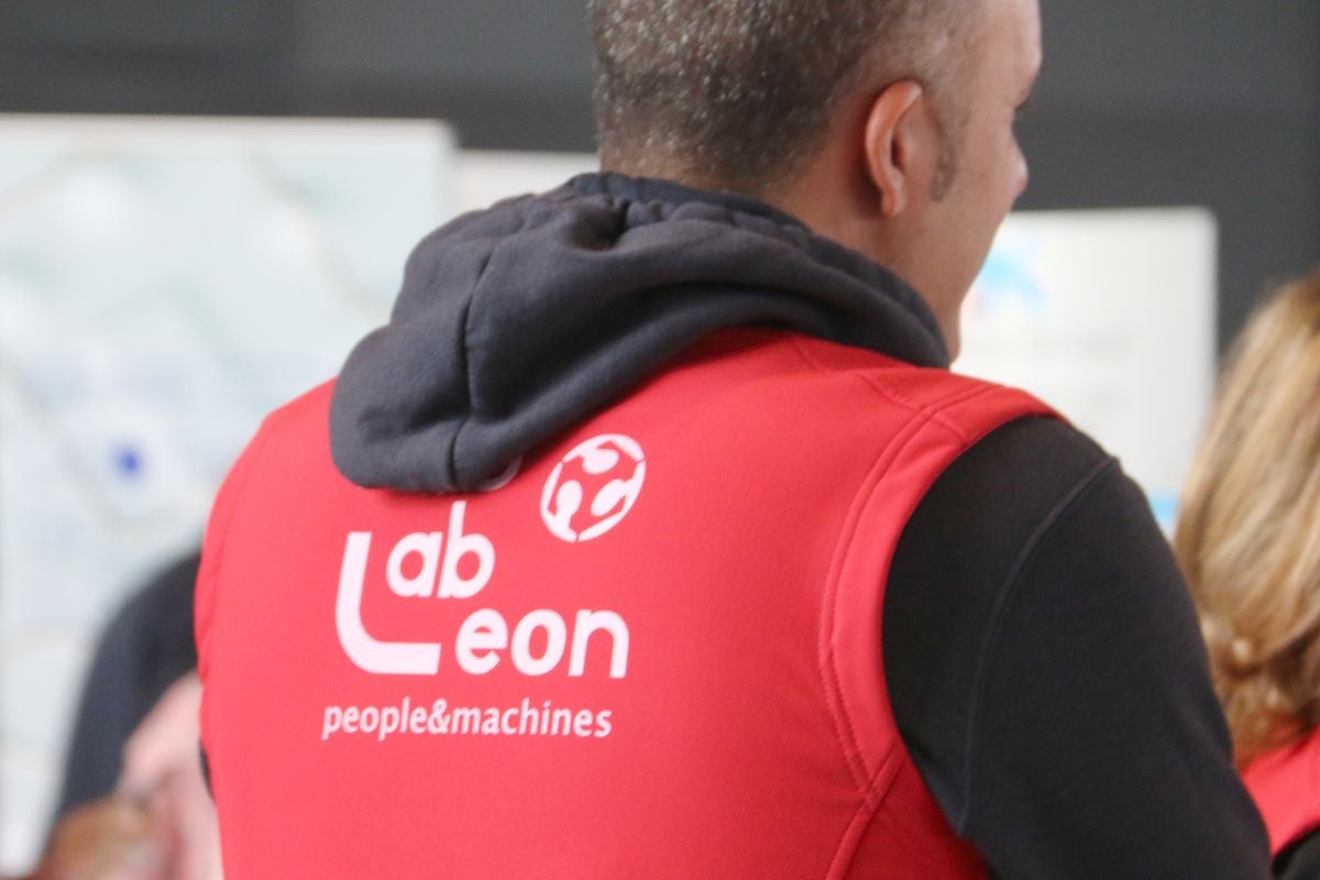 Fotos: II Feria del Empleo y el Emprendimiento de León