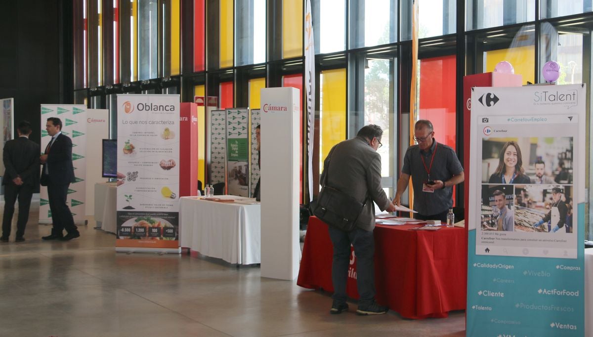 Fotos: II Feria del Empleo y el Emprendimiento de León