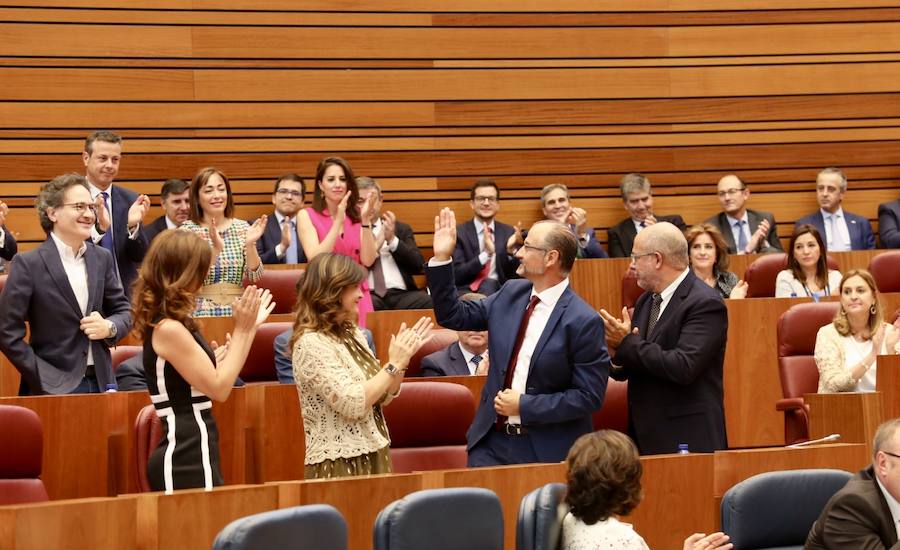 Fotos: Sesión Constitutiva de las Cortes de Castilla y León de la X legislatura