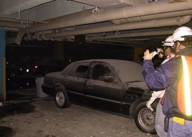 Imagen secundaria 1 - Aparecen fotos inéditas del 11-S en unos viejos CDs