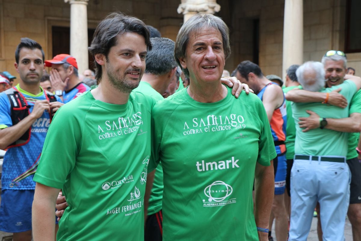 Fotos: La carrera A Santiago Contra el Cáncer, en León