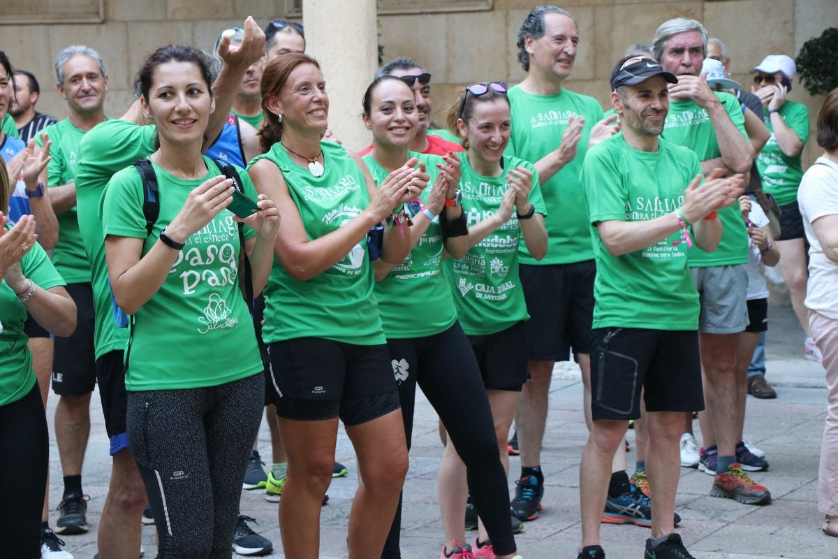 Fotos: La carrera A Santiago Contra el Cáncer, en León