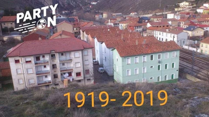 Imagen del centenario. 