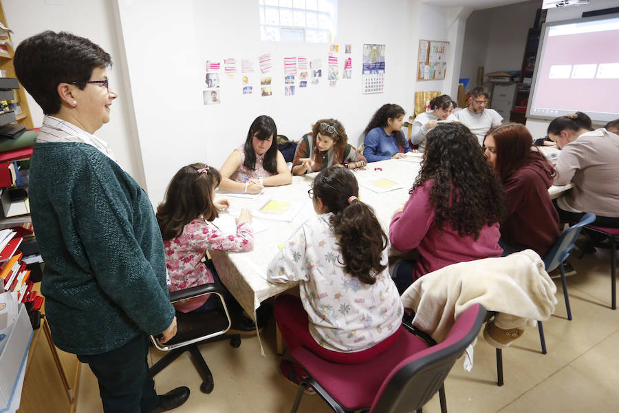 La Asociación Solidarios por León se dedica a la asistencia al colectivo de afectados por inteligencia límite o discapacidad intelectual ligera.