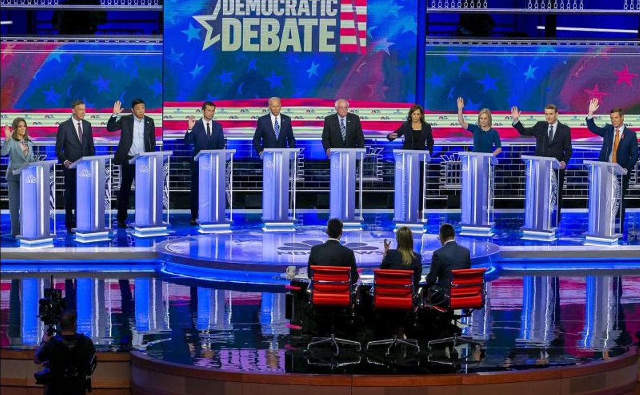 Debate del jueves pasado organizado por NBC en Miami.