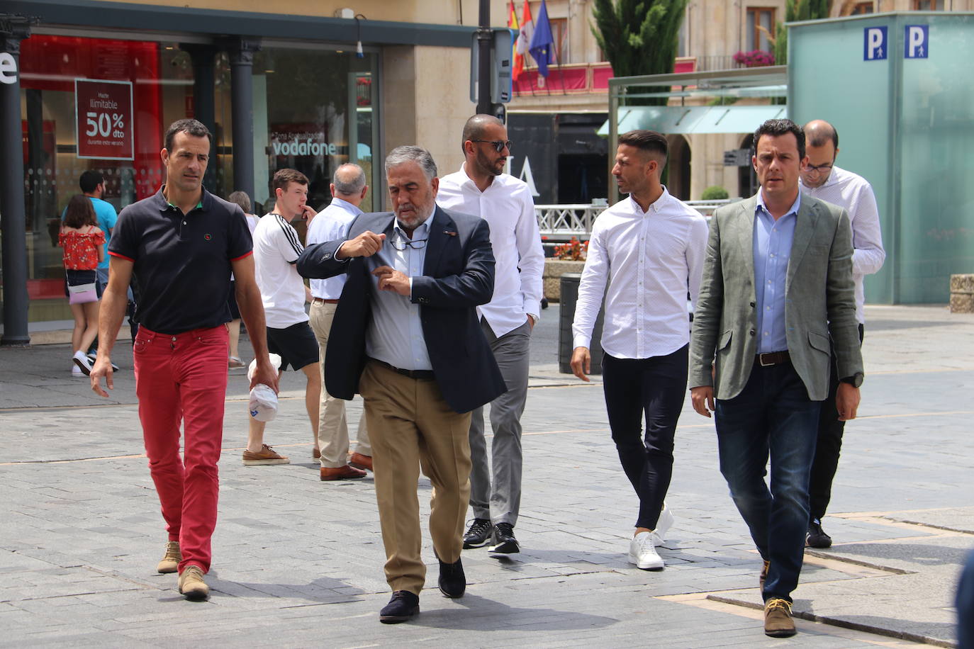 Recepción de la Ponferradina en la Diputación de León tras su ascenso a Segunda División