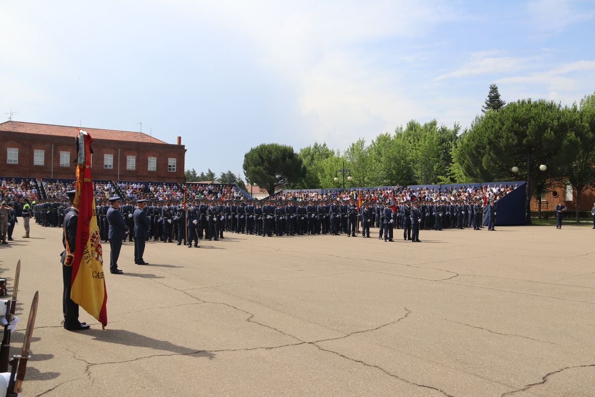 Fotos: Entrega de Reales Despachos