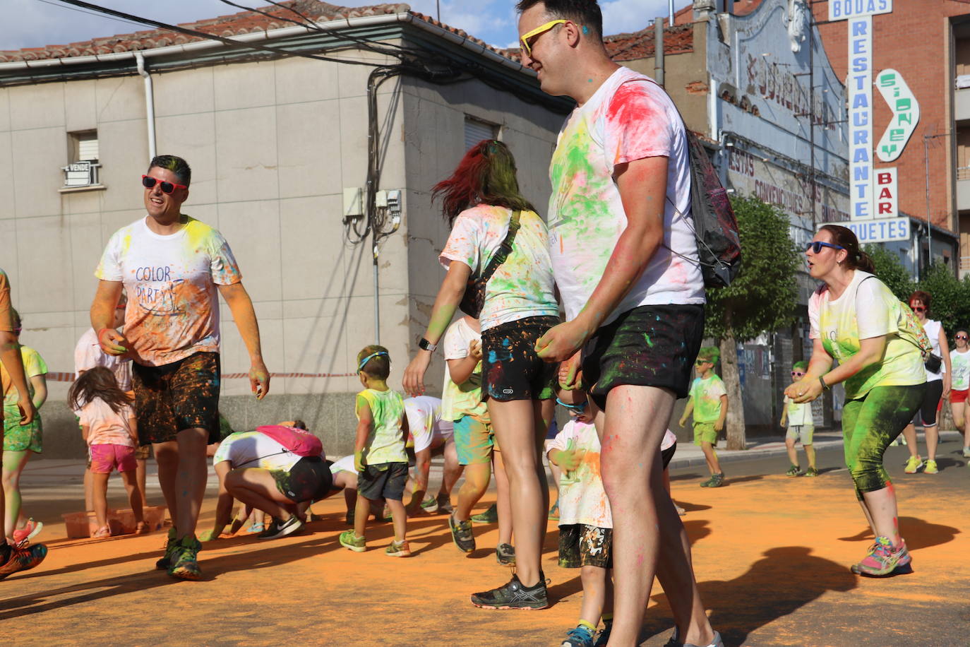 Fotos: La Virgen disfruta de un día de color