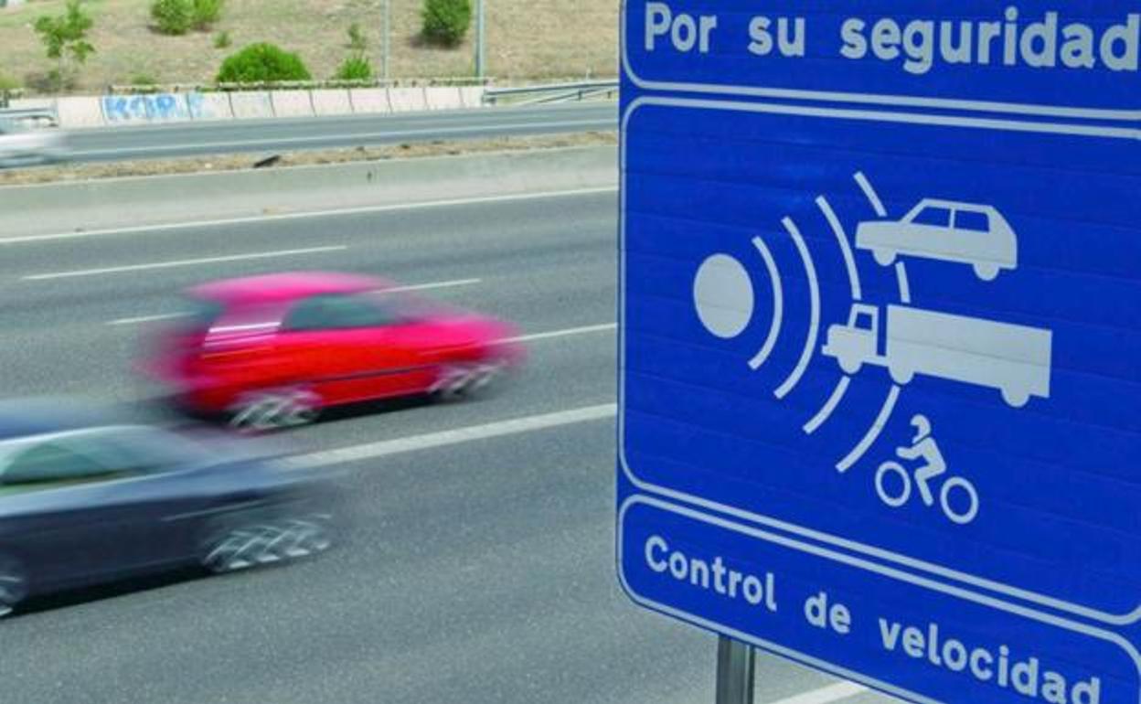Los dos radares fijos de la provincia registran 31.350 infracciones en 2018